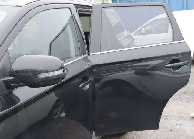 Dør venstre bak til Mitsubishi Outlander, 2012-2015 (Type III, Fase 1)  