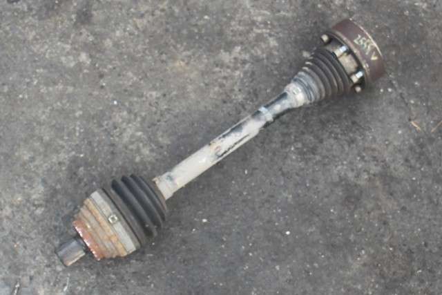 Drivaksel venstre foran, diesel/manuell til VW Golf VI 2008-2012
