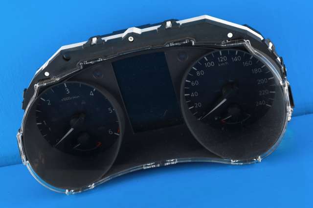 Instrumentpanel til Nissan X-Trail, 2014-2022 (T32) (T32) 