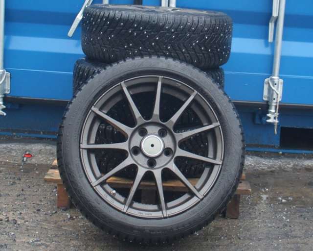 Hjulsett aluminium vinter til Mercedes CLA, 2013-2019 (C117) (C117) (PIGG DEKK|205 X 50 R 17")