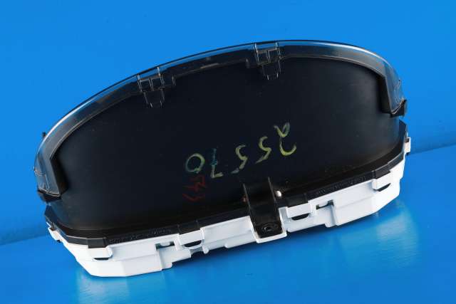 Instrumentpanel til Mitsubishi Outlander 2015-->> (Type III, Fase 2)  (MITSUBISHI|8100C543|)