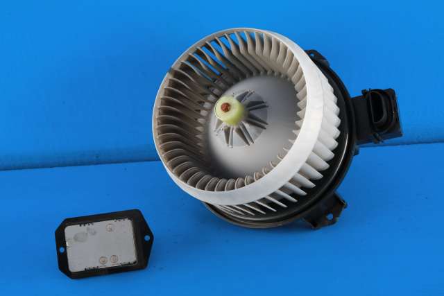 Varmeapparat motor til Toyota Hilux, 2006-2011 (DENSO|272700-5151)
