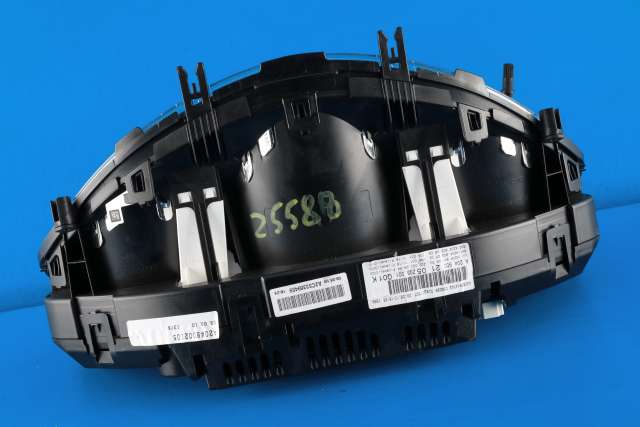 Instrumentpanel til Mercedes C-Klasse 2007-2011 (Fase 1) (W204) (W204) (MERCEDES|A 204 900 21 05|)