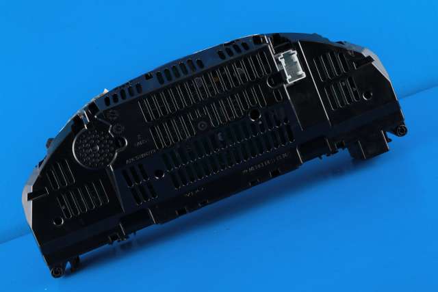 Instrumentpanel til Mercedes C-Klasse 2007-2011 (Fase 1) (W204) (W204) (MERCEDES|A 204 900 21 05|)
