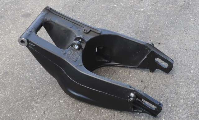 MC, Svingarm til MC BMW S1000 R 2014-->> (Naked) (Naked) (BMW|33.35-8 535 947|)