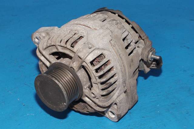 Dynamo diesel til Toyota Hilux, 2006-2011 (BOSCH|0 124 315 033)