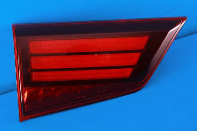 Baklykt venstre indre til Mitsubishi Outlander, 2015-->> (Type III, Fase 2)  