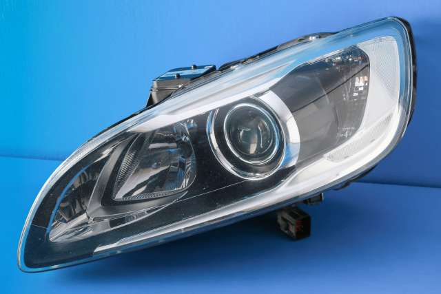 Frontlykt venstre xenon til Volvo V60/V60 CC, 2013-2018 (Type I, Fase 2)  (VOLVO|31420253)