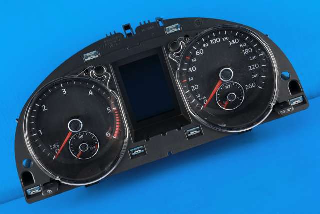 Instrumentpanel til VW Passat, 2011-2015 (B7) (B7) (VAG|3AA 920 870 A)