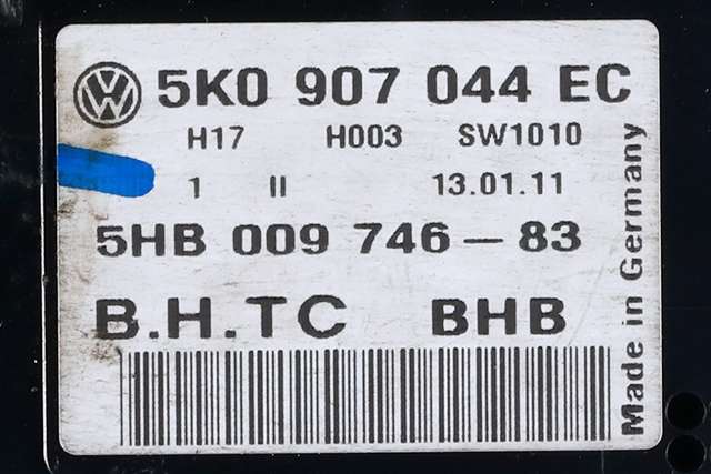 Varmeapparat betjening til VW Passat 2011-2015 (B7) (B7) (HELLA|5HB 009 746-83|5K0 907 044 EC|)