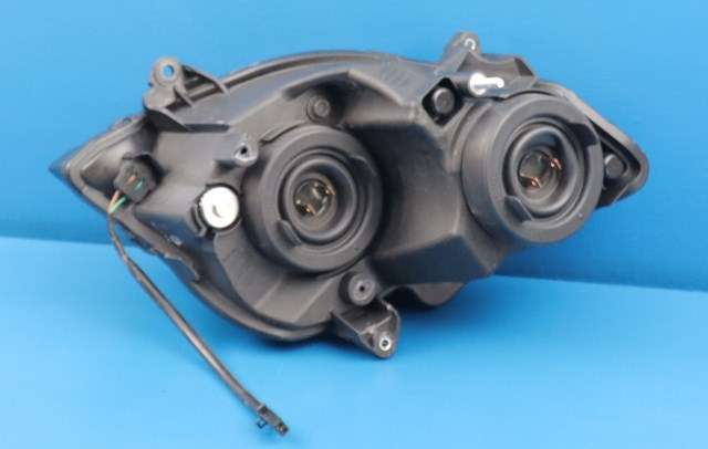 MC, Frontlykt høyre til MC Honda VFR800 2002-2013 (SPORT) (SPORT) 