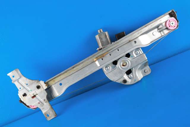 Ruteheis venstre foran til Peugeot 208 2012-2019 (Type I)  (PEUGEOT|98 164021 80|98 164017 80|)