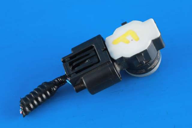 Parkeringssensor foran til Honda HR-V 2015-2021 (Type II)  (HONDA|39680-T0A-R420|)
