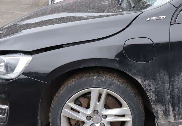 Skjerm venstre foran til Volvo V60/V60 CC, 2013-2018 (Type I, Fase 2)  