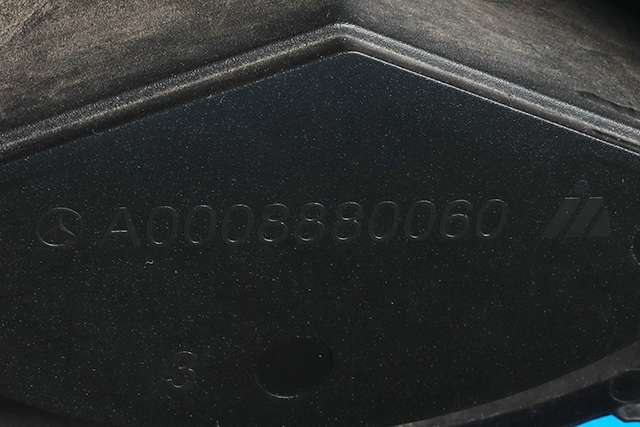 Grill til Mercedes C-Klasse 2014-2018 (Fase 1) (W205) (W205) (MERCEDES|A 205 000 00 00|A 000 888 00 60|)