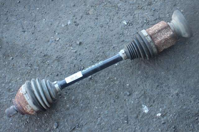 Drivaksel høyre foran, diesel/automat til VW Tiguan, 2011-2016 (Type I, Fase 2)  (VAG|5N0 407 766 D)