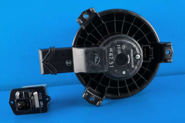 Varmeapparat motor til Isuzu D-Max 2021-->> (Type III)