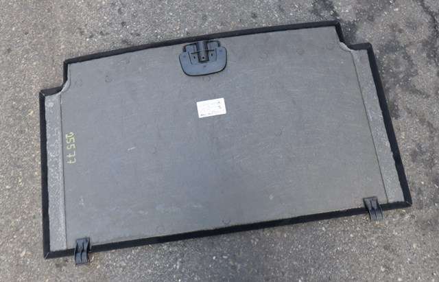 Bagasjerom teppe/gulvplate til Mercedes C-Klasse 2007-2011 (Fase 1) (W204) (W204) (MERCEDES|A 204 680 00 02|)