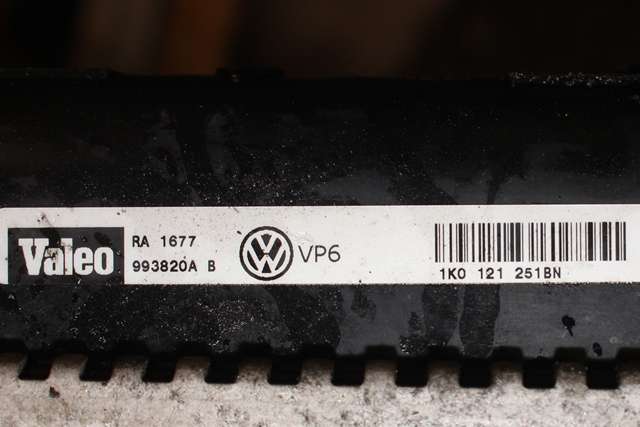 Radiator (automat gir) til VW Passat 2011-2015 (B7) (B7) (VALEO|993820A B|1K0 121 251 BN|)