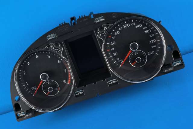 Instrumentpanel til VW Passat, 2011-2015 (B7) (B7) (VAG|3AA 920 870 N)