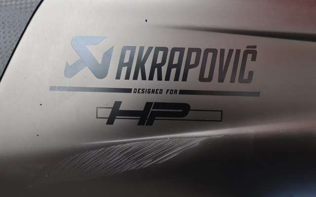 MC, Eksos bakre til MC BMW S1000 R 2014-->> (Naked) (Naked) (AKRAPOVIC|41R-04 9598|18.51-8 556 701. LITT|)