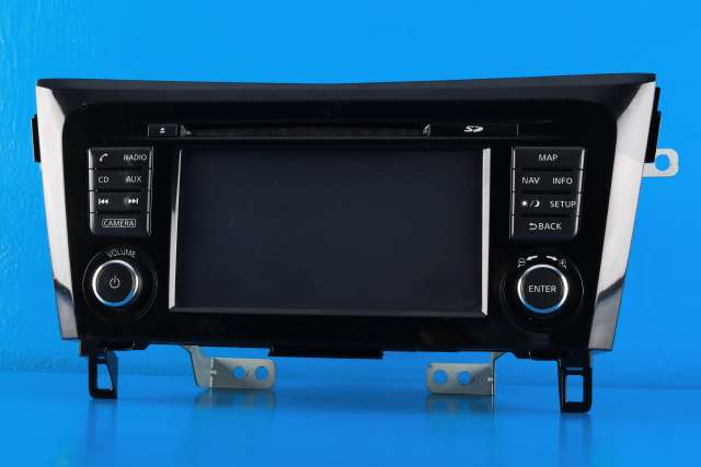 Bilstereo navigasjon til Nissan Qashqai, 2014-2021 (Type II)  (BOSCH|7 513 750 231)
