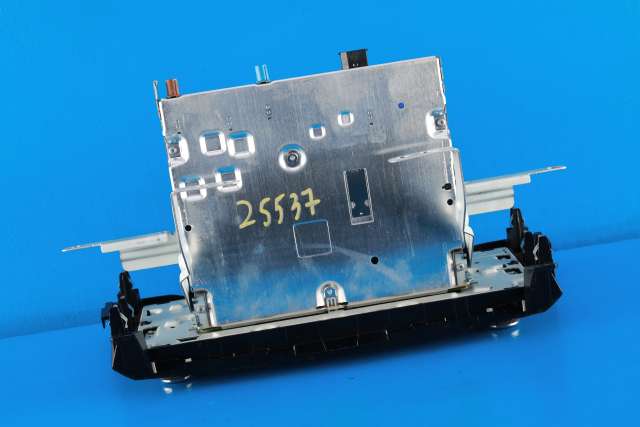 Bilstereo navigasjon til Nissan Qashqai 2014-2021 (Type II)  (BOSCH|7 513 750 231|25915-4ET3A|)