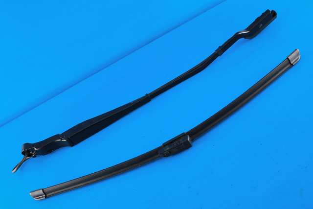 Viskerarm frontrute venstre til Isuzu D-Max, 2021-->> (Type III)  (ISUZU|3398156987)