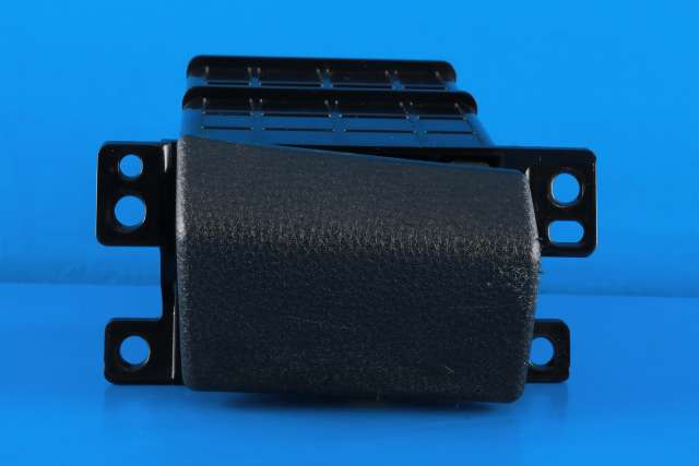 Dashbord koppholder til Isuzu D-Max 2021-->> (Type III)  
