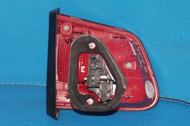 Baklykt venstre indre til VW Tiguan 2011-2016 (Type I, Fase 2) (VAG|5N0 945 094 G|)