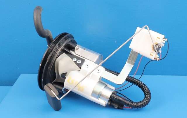 MC, Bensinpumpe til MC BMW S1000 R 2014-->> (Naked) (Naked) (BMW|8 563 523|)