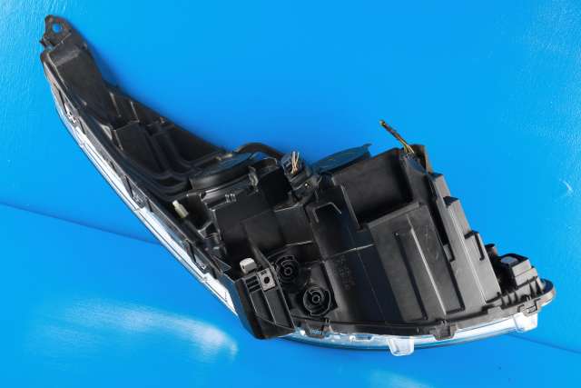 Frontlykt venstre halogen til Peugeot 5008 2010-2017 (Type I) (VALEO|89903246|)