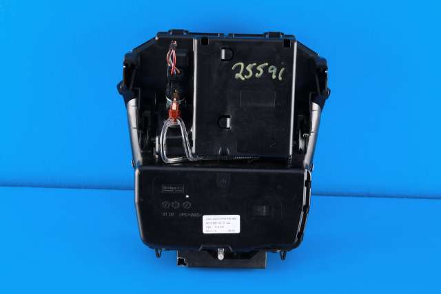 Dashbord myntrom til Mercedes C-Klasse 2014-2018 (Fase 1) (W205) (W205) (MERCEDES|A 205 680 02 10|)