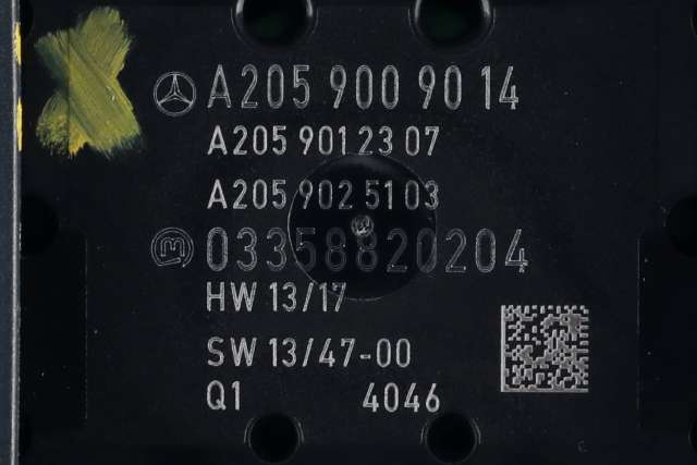 Bilstereo navigasjon betjeningspanel til Mercedes C-Klasse 2014-2018 (Fase 1) (W205) (W205) (MERCEDES|A 205 900 10 12|)