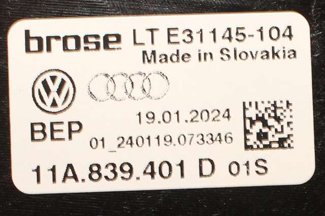 Ruteheis venstre bak til VW ID.4 2020-->>  (VAG|11A 839 401 D|4K0 959 882|)