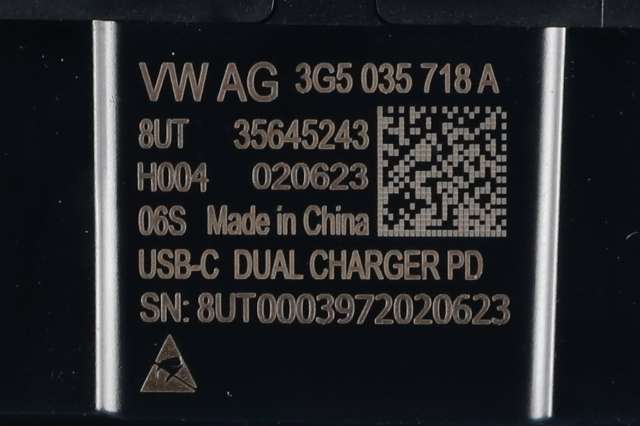 Dashbord friskluftdyse til VW ID.4 2020-->>  (VAG|11A 819 203 A|)