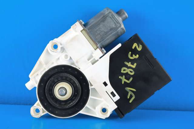 Ruteheis, kun motor, venstre foran til VW Tiguan 2011-2016 (Type I, Fase 2) (VAG|5N0 959 701 G|3C0 959 793 C|)