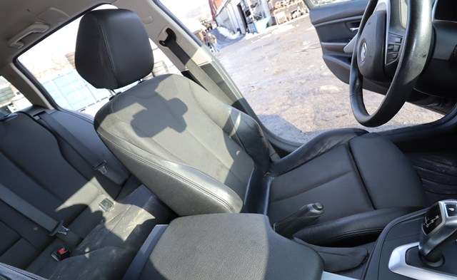 Sete foran venstre til BMW 3-Serie, 2012-2018 (F30/F31/F34) (F30/F31/F34)