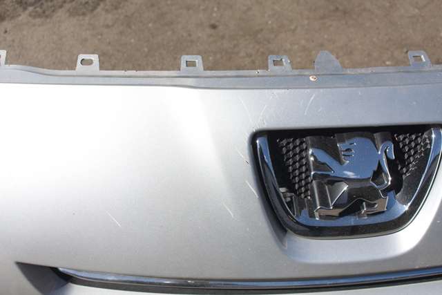 Støtfanger foran til Peugeot 5008 2010-2017 (Type I)