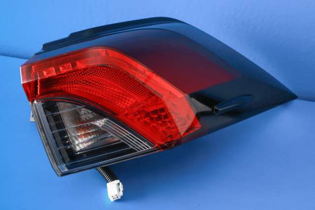 Baklykt høyre ytre til Toyota RAV4, 2019-->> (Type V)  (TOYOTA|81550-42230)
