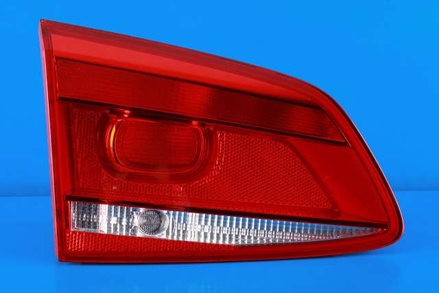 Baklykt venstre indre til VW Passat, 2011-2015 (B7) (B7) (VAG|3AF 945 093 Q)