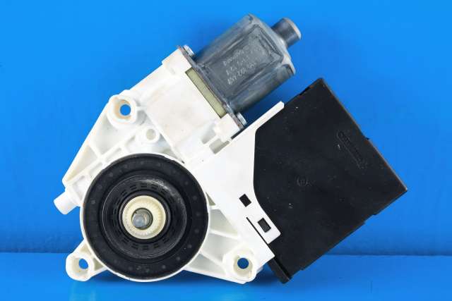 Ruteheis, kun motor, høyre foran til VW Tiguan 2011-2016 (Type I, Fase 2)  (VAG|5N0 959 702 G|3C0 959 792 C|)