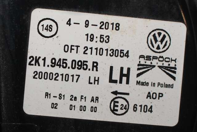 Baklykt venstre til VW Caddy 2015-2020 (Type III, Fase 3)  (VAG|2K1 945 095 R|)