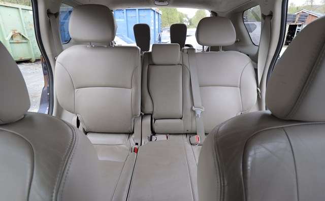 Sete bak til Mitsubishi Outlander, 2007-2010 (Type II, Fase 1)  
