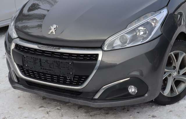 Støtfanger foran til Peugeot 208 2012-2019 (Type I)  