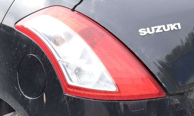 Baklykt venstre til Suzuki Swift, 2011-2017
