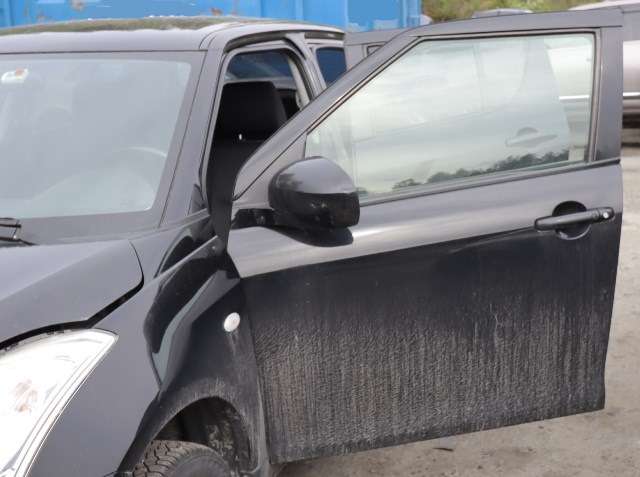 Dør venstre foran til Suzuki Swift, 2011-2017