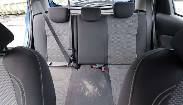 Sete bak til Toyota Yaris, 2014-2020 (Type III, Fase 2)