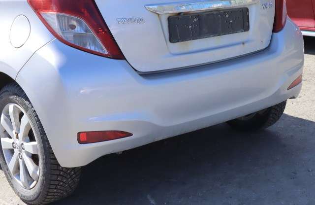 Støtfanger bak combi til Toyota Yaris 2012-2014 (Type III, Fase 1)  