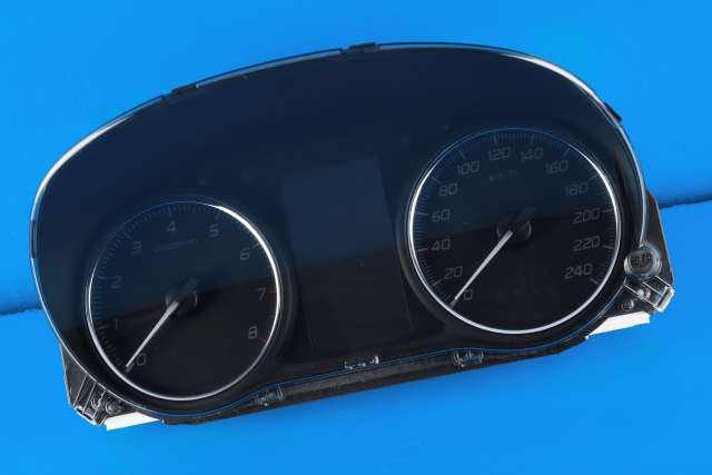 Instrumentpanel til Mitsubishi Outlander, 2012-2015 (Type III, Fase 1)  (MITSUBISHI|8100B895)